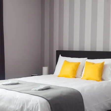 Acacia Hotel 2*