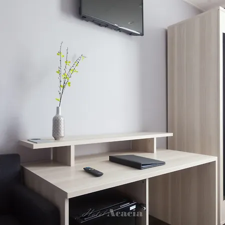 Acacia Hotel 2*