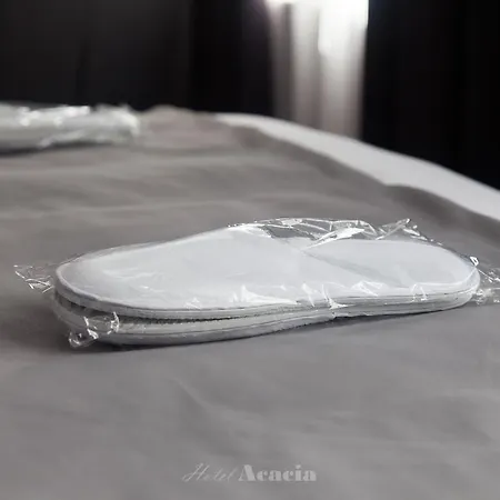Отель Acacia